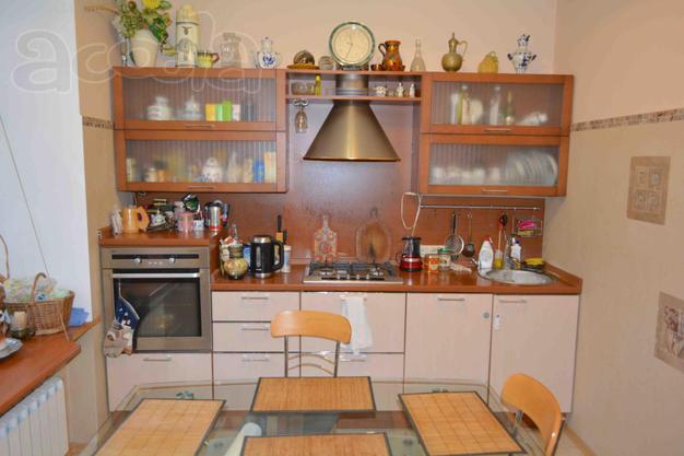 Продаю трёхкомнатную квартиру г. Москва, Университетский проспект 9