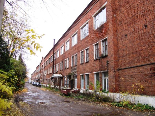 Аренда помещения свободного назначения 170 кв.м. в Дмитрове, ул. Профессиональная, 135. Общая площадь 170 кв.м. Первый этаж трехэтажного кирпичного административного здания. Первая линия дороги. Отдельный вход. Пропускная система, вся территори