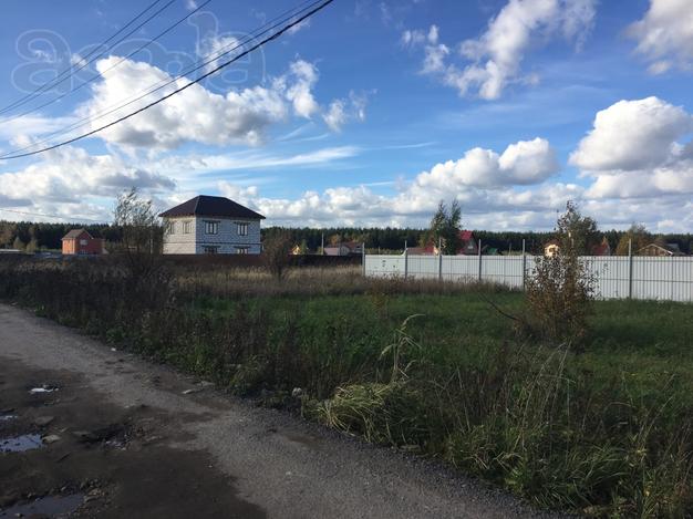 В деревне Коробово продаётся земляной участок