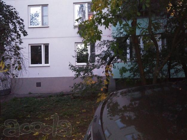 Продаю 1/2 доли в трехкомнатной квартире