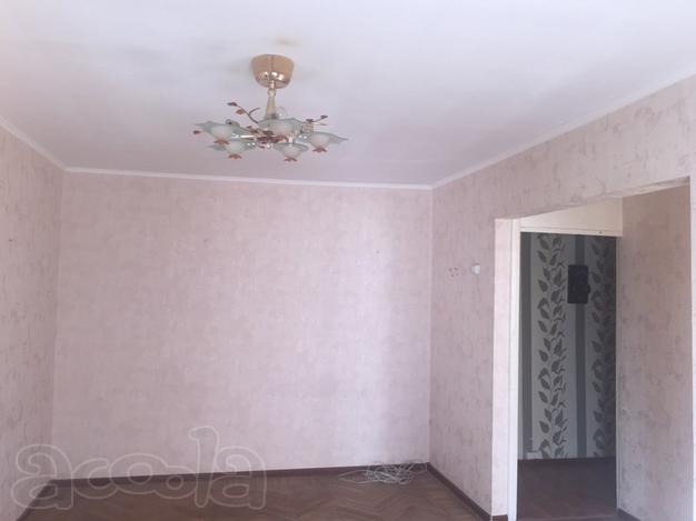 Продам 2-к квартиру, 44 м², 3/5 эт.