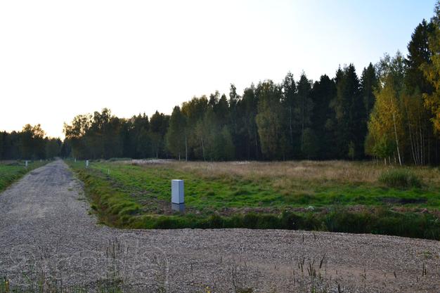 Продаю участок 6 соток, в 40 км от МКАД, в клубном эко-поселке