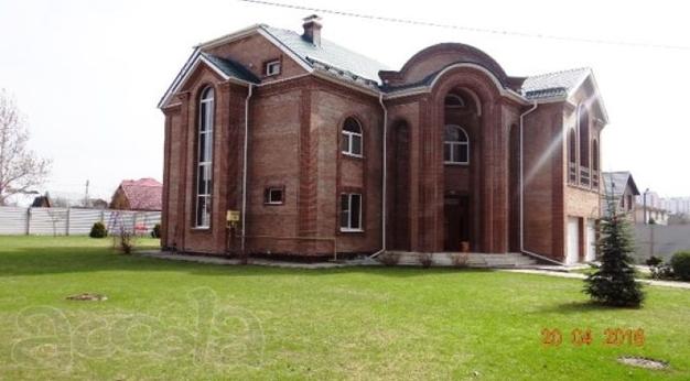 Жилой дом 647.3 кв.м. на земельном участке 1031 кв.м.
