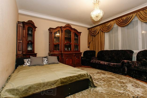 Комната на Сухаревской (3 минуты пешком) посуточно