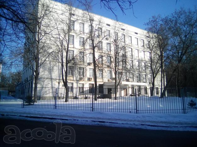 Продам здание с территорией
