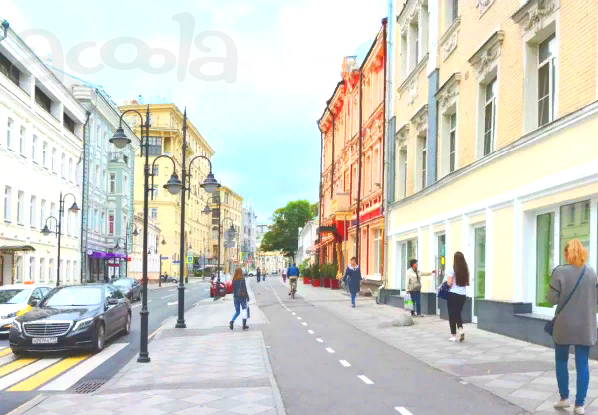 Сдам в аренду торговое помещение 108,8 кв. м